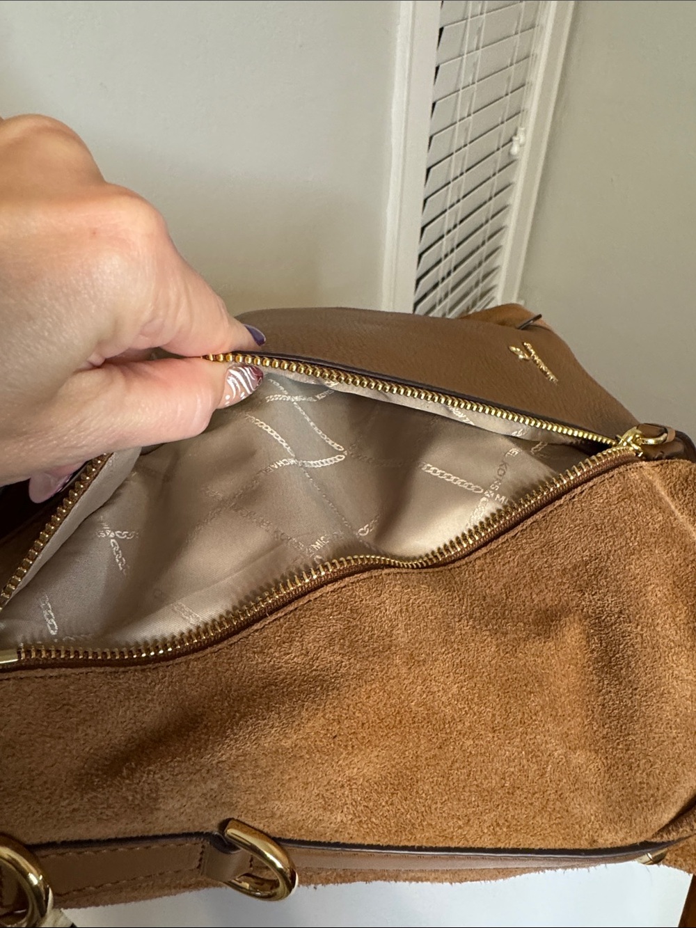 Michael Kors Brooklyn Large Pebbled Leather Shoulder Bag - Picture 7 of 10